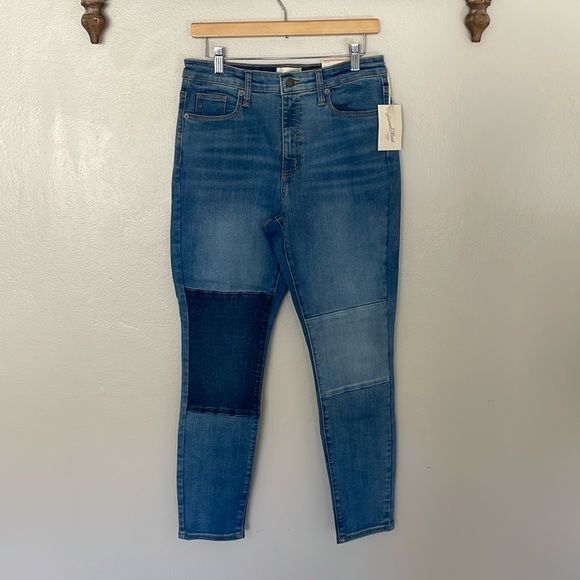 NWT Universal Thread High Rise Skinny Patchwork Jean. 10 - Picture 1 of 10